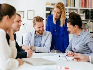 «Маркетинг и продажи. Выбор совместной стратегии» от Контур Школы